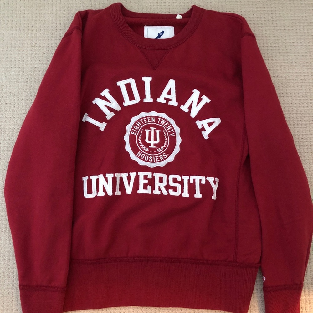 sweatshirt